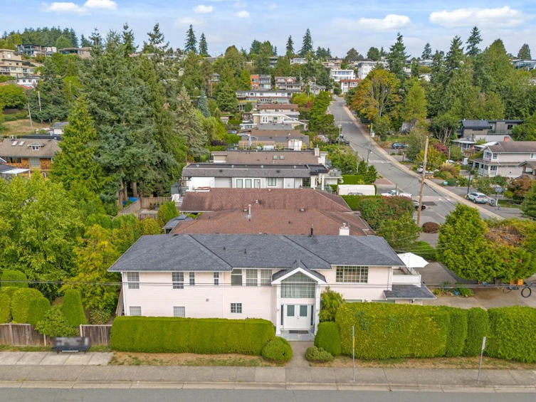 907 Maple Street, Surrey, BC, V4B 4M4 - 4