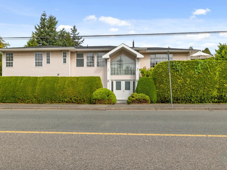 907 Maple Street, Surrey, BC, V4B 4M4 - 5