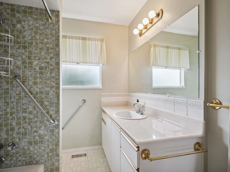 10699 Dennis Crescent, Richmond, BC, V7A 3S2 - 19