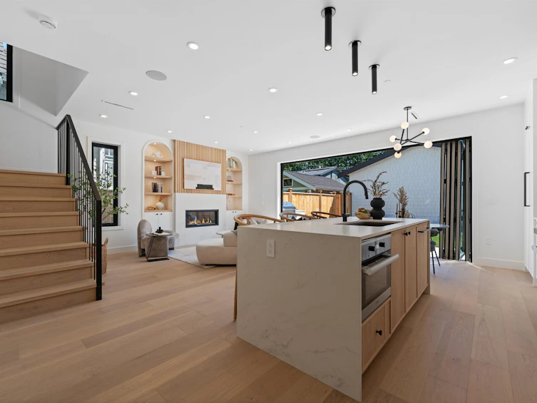2-2846 W 12th Avenue, Vancouver, BC, V6K 2P9 - 2