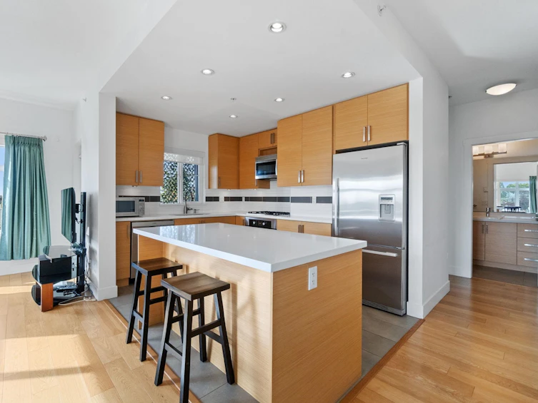 307-4710 Hastings Street, Burnaby, BC, V5C 2K7 - 2