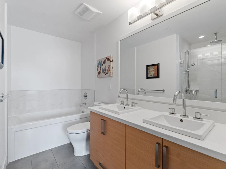 307-4710 Hastings Street, Burnaby, BC, V5C 2K7 - 20