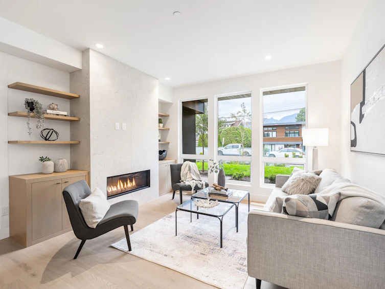 6458 Bruce Street, West Vancouver, BC, V7W 2G6 - 3