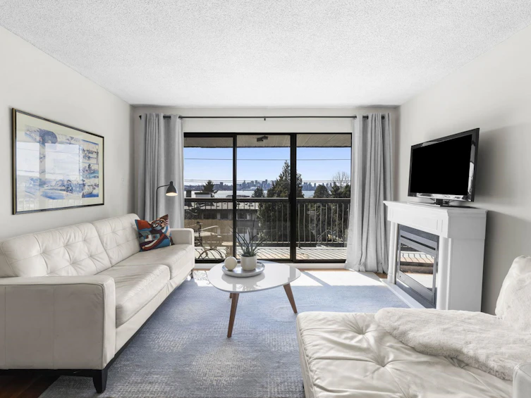 337-340 W 3rd Street, North Vancouver, BC, V7M 1G4 - 17