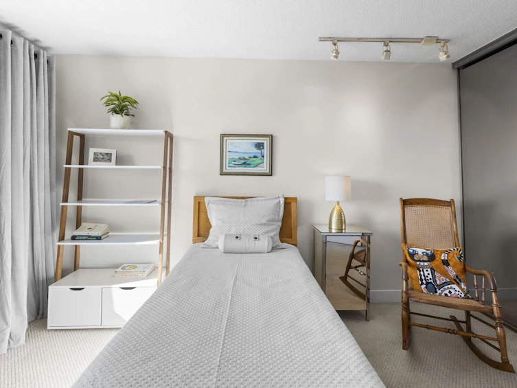337-340 W 3rd Street, North Vancouver, BC, V7M 1G4 - 23