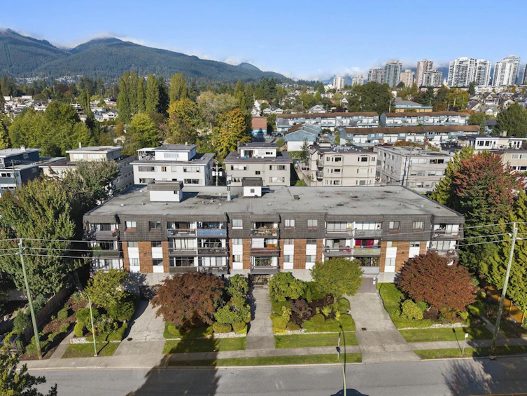 337-340 W 3rd Street, North Vancouver, BC, V7M 1G4 - 39