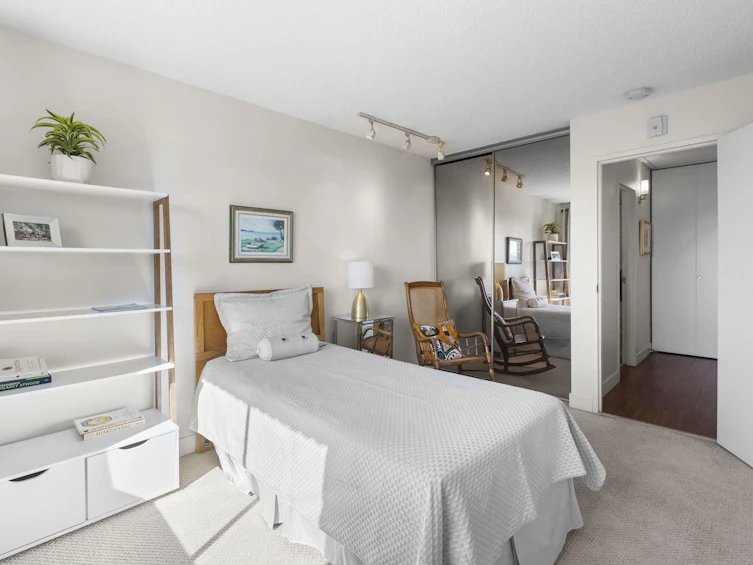 337-340 W 3rd Street, North Vancouver, BC, V7M 1G4 - 24