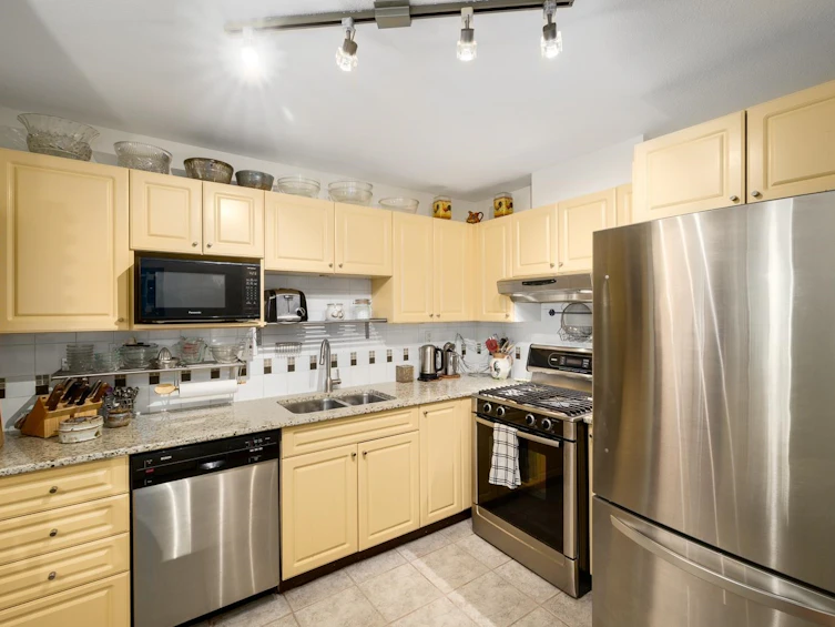 206-5723 Collingwood Street, Vancouver, BC, V6N 4K6 - 8