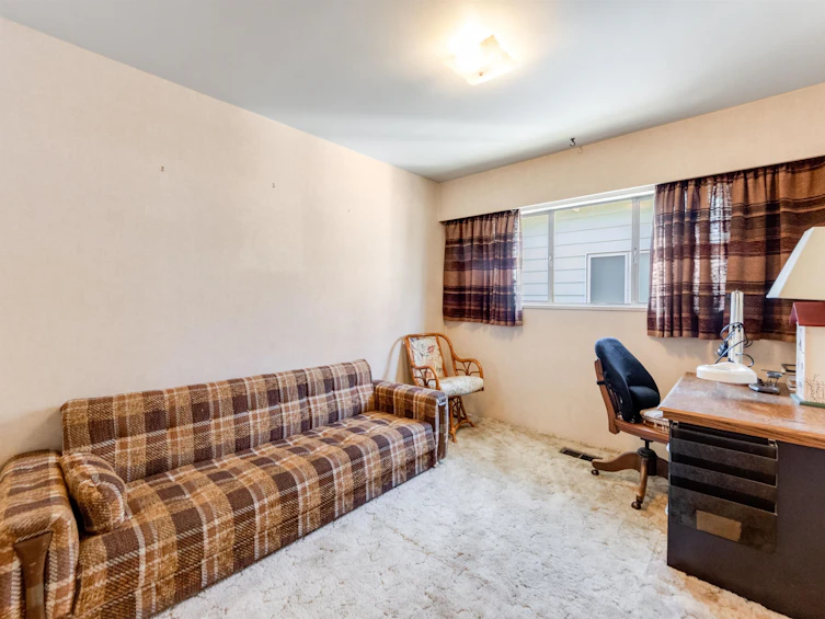 2716 E 49th Avenue, Vancouver, BC, V5S 1K1 - 14