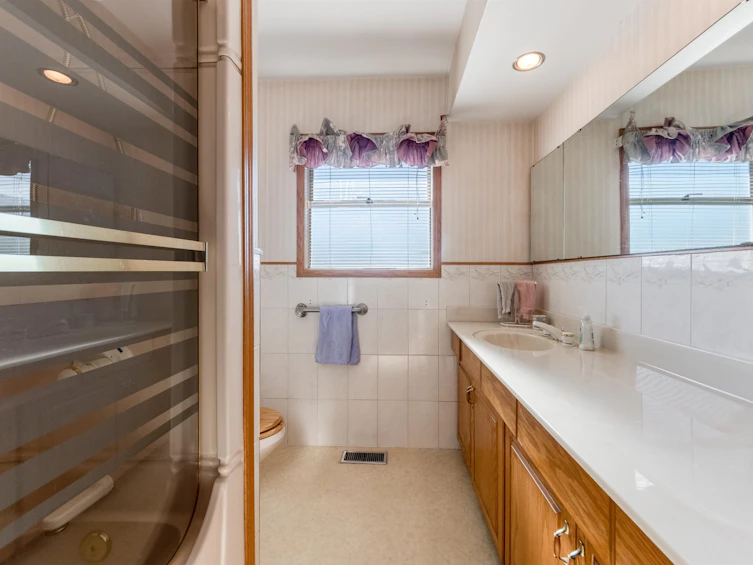 2716 E 49th Avenue, Vancouver, BC, V5S 1K1 - 15