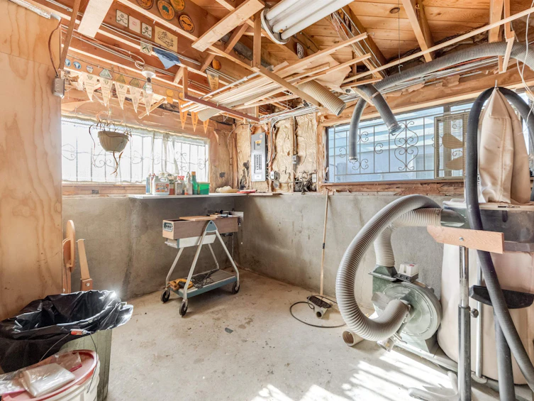 2716 E 49th Avenue, Vancouver, BC, V5S 1K1 - 22
