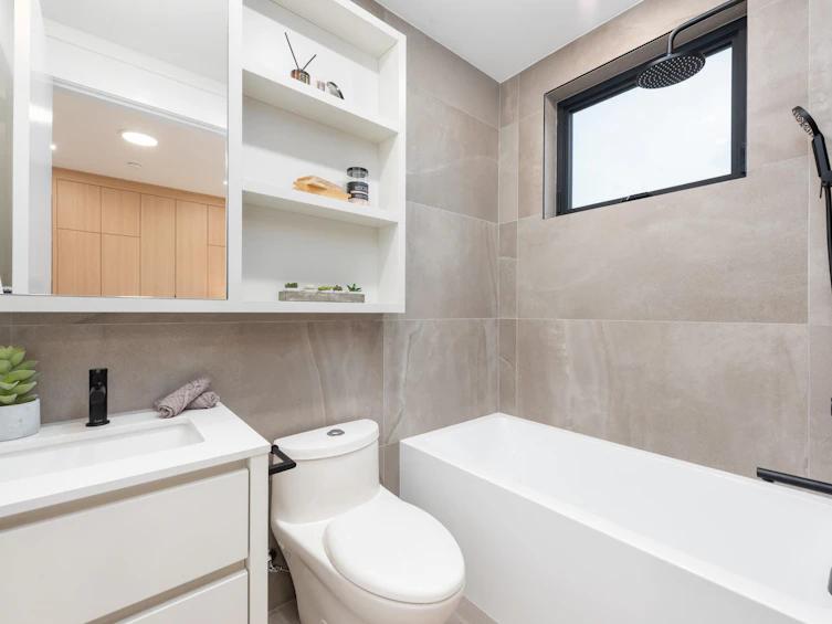 1-312 E 37 Avenue, Vancouver, BC, V5W 1E7 - 24