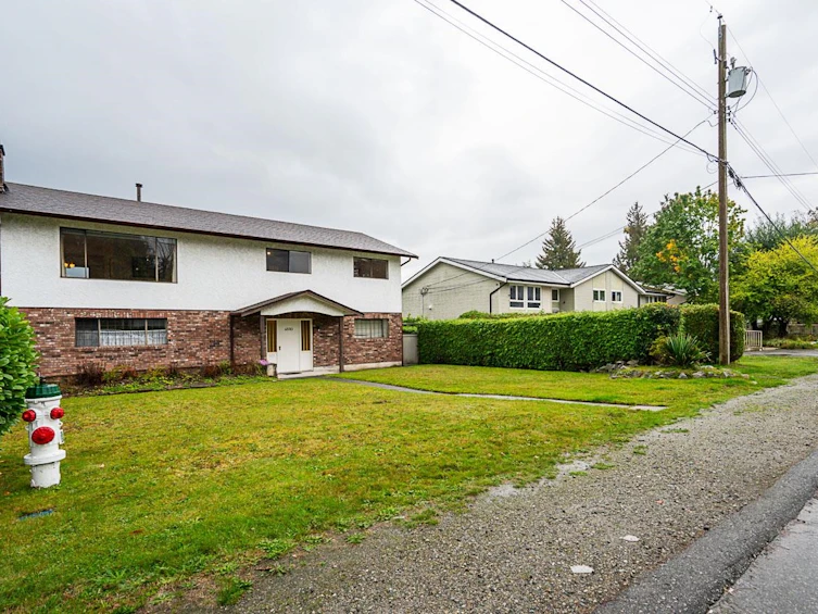 4550 Inman Avenue, Burnaby, BC, V5G 2Y1 - 3