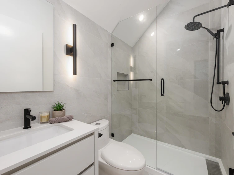 2-312 E 37th Avenue, Vancouver, BC, V5W 1E7 - 37