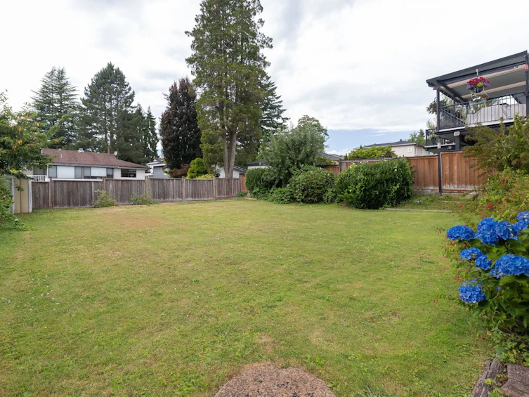 1141 Marsden Court, Burnaby, BC, V5A 3K2 - 32