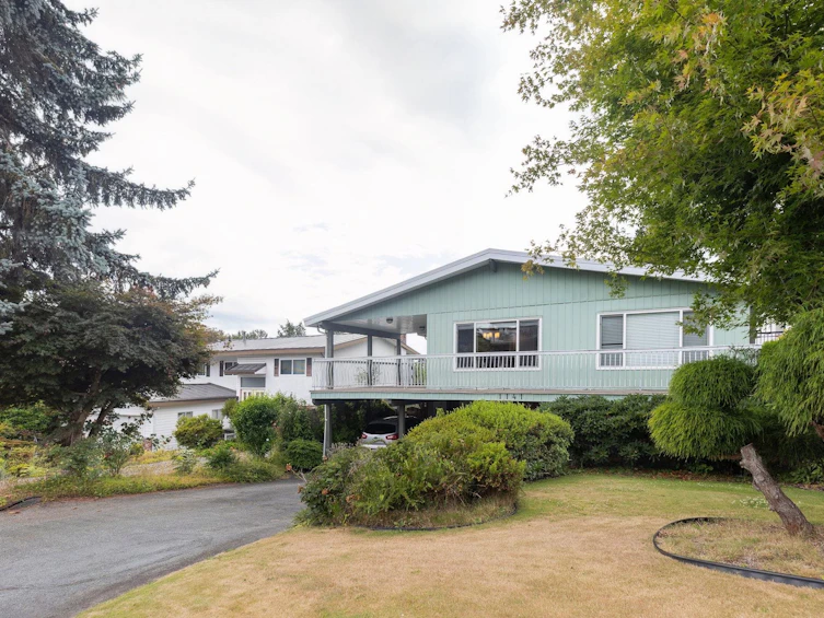 1141 Marsden Court, Burnaby, BC, V5A 3K2 - 3