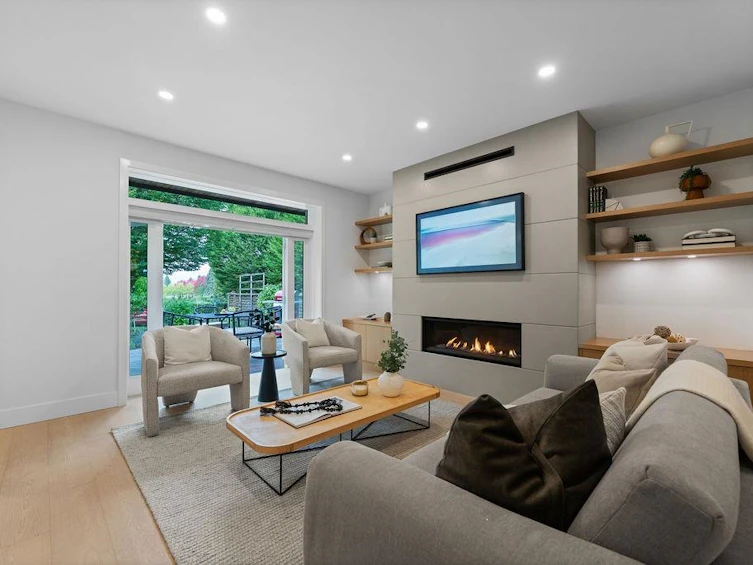 466 E 37th Avenue, Vancouver, BC, V5W 1E9 - 10