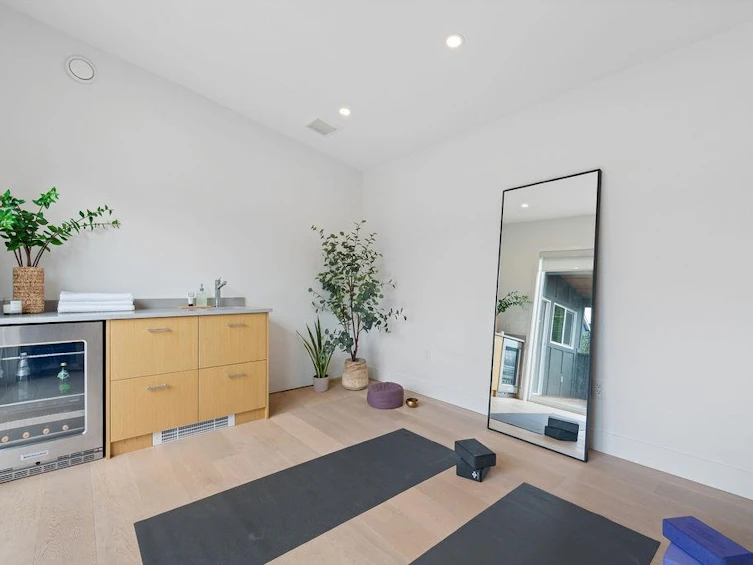 466 E 37th Avenue, Vancouver, BC, V5W 1E9 - 31