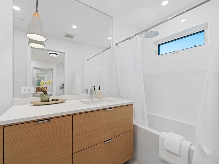 466 E 37th Avenue, Vancouver, BC, V5W 1E9 - 27