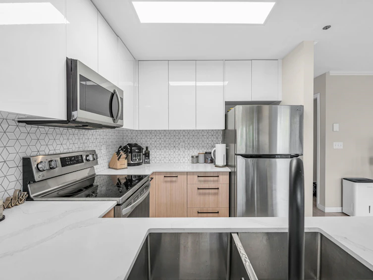 305-868 W 16th Avenue, Vancouver, BC, V5Z 1T1 - 9