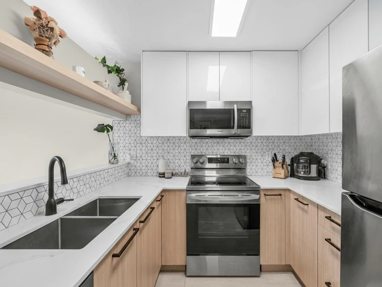 305-868 W 16th Avenue, Vancouver, BC, V5Z 1T1 - 8