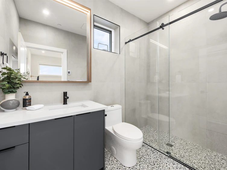 4014 Rupert Street, Vancouver, BC, V5R 2H3 - 16