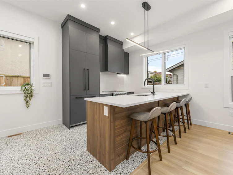 4014 Rupert Street, Vancouver, BC, V5R 2H3 - 2