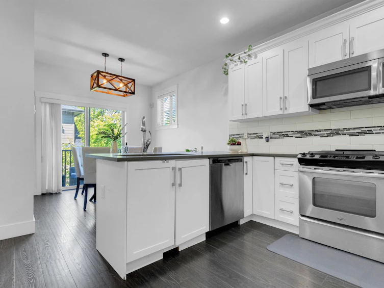 8-3266 147 Street, Surrey, BC, V4P 1Z8 - 2