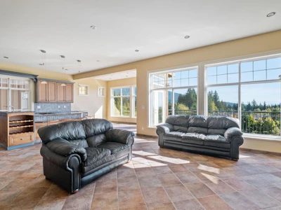 3233 Chartwell Lane - 5