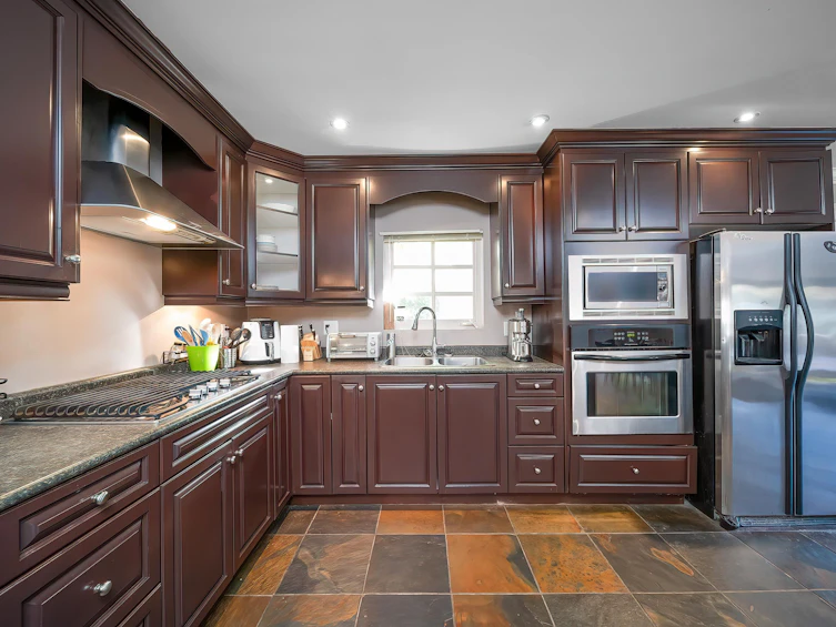 4094 W 38th Avenue, Vancouver, BC, V6N 2Y9 - 7