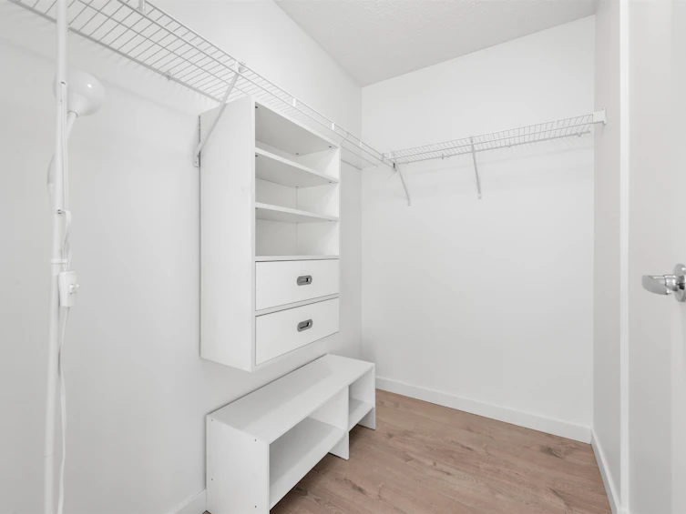 511-8280 Lansdowne Road, Richmond, BC, V6X 0B2 - 16