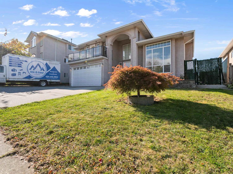 3567 Summit Drive, Abbotsford, BC, V2T 6S4 - 2