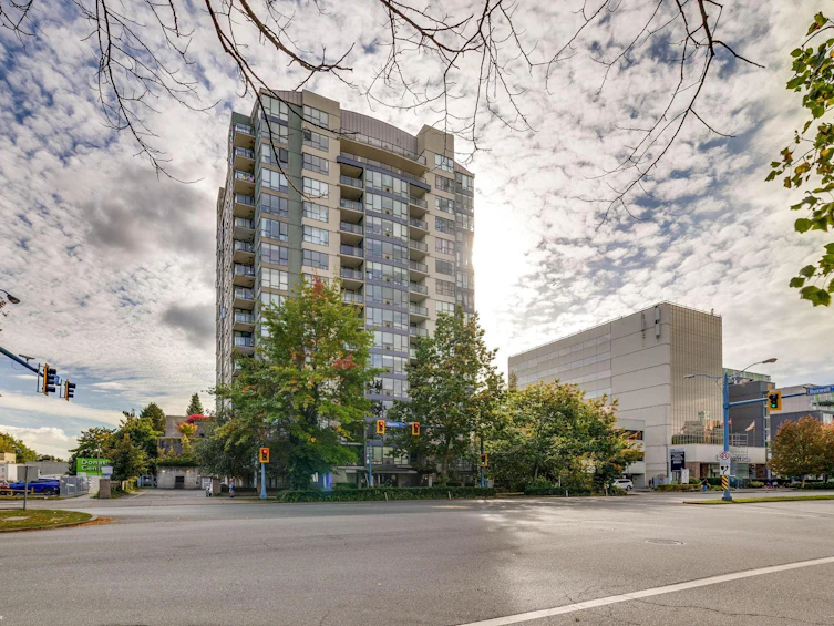 309-8180 Granville Avenue, Richmond, BC, V6Y 4G1 - 2