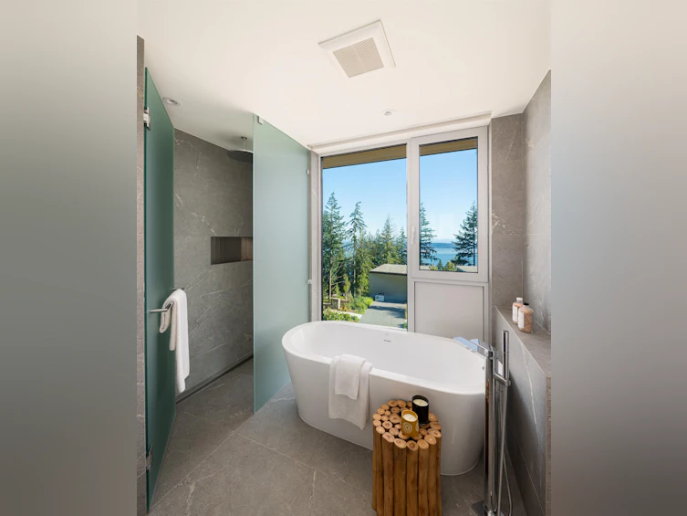 3317 Chippendale Road, West Vancouver, BC, V7S 0B7 - 24