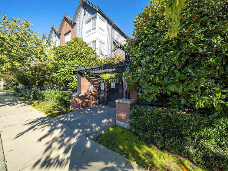 18-6868 Burlington Avenue, Burnaby, BC, V5J 0G1 - 12