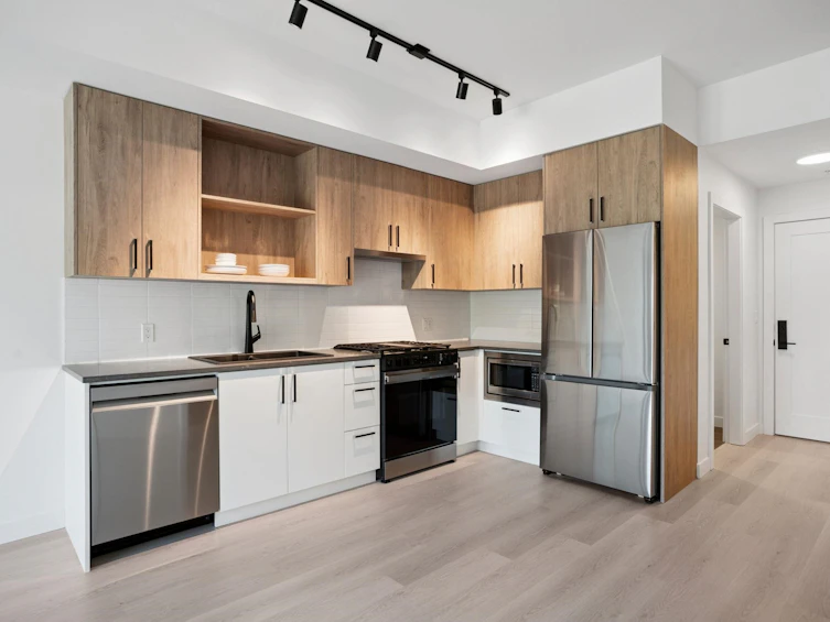 105-1100 Clarke Road, Port Moody, BC, V6M 4B9 - 10