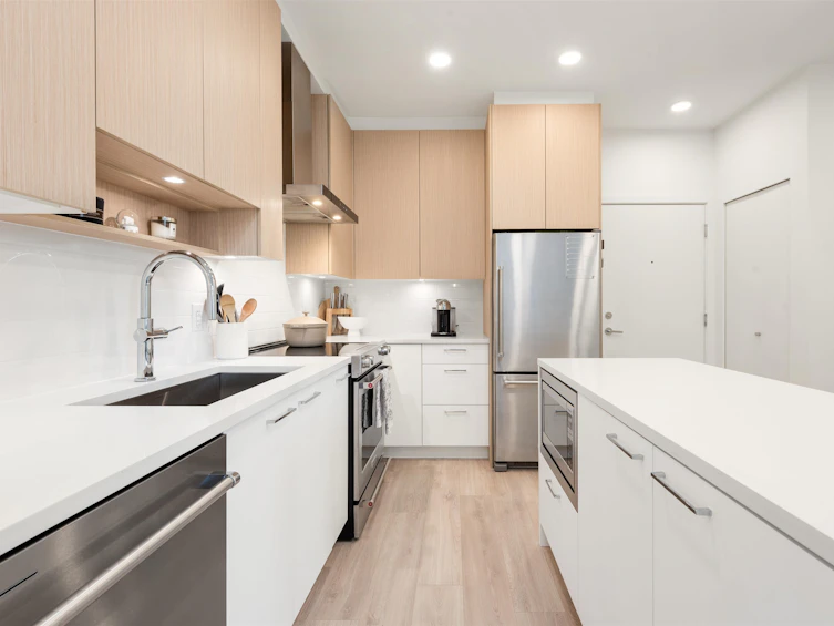 222-7588 16th Street, Burnaby, BC, V3N 0H8 - 6