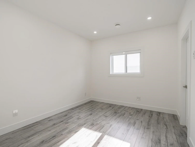 15051 63a Avenue, Surrey, BC, V3S 3H8 - 18