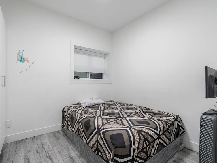 15051 63a Avenue, Surrey, BC, V3S 3H8 - 24