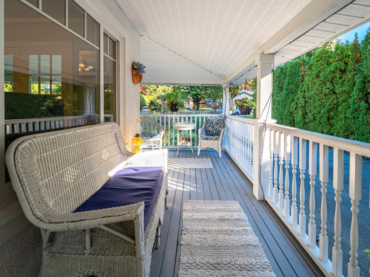 704 Townley Street, Coquitlam, BC, V3J 4N1 - 4
