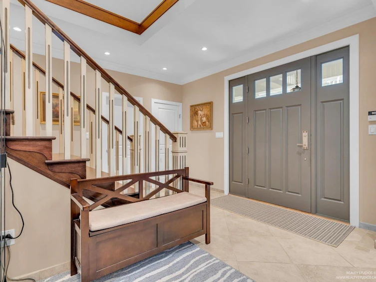 7227 Barnet Road, Burnaby, BC, V5A 1E3 - 4
