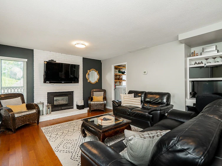 14625 86b Avenue, Surrey, BC, V3S 6N2 - 15