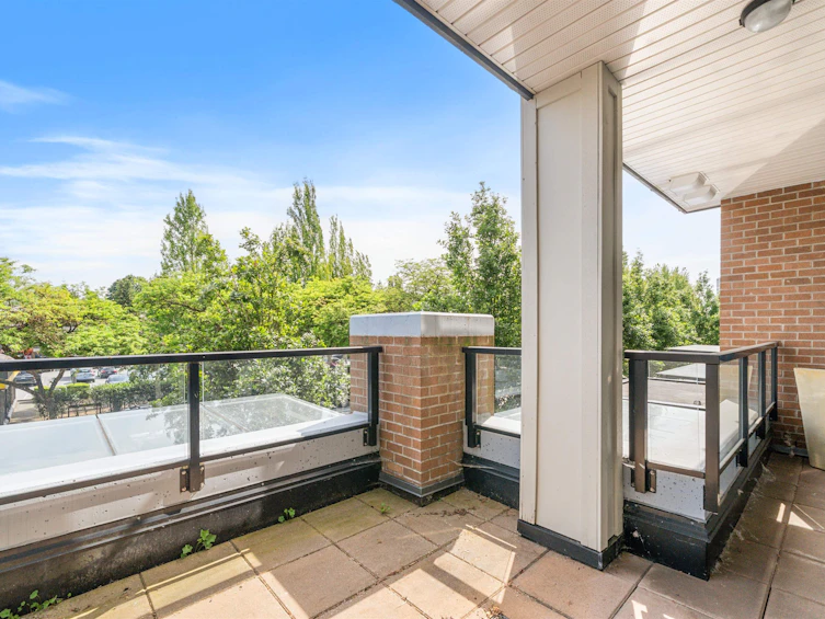 215-1330 Marine Drive, North Vancouver, BC, V7P 1T4 - 21