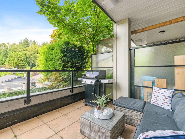 215-1330 Marine Drive, North Vancouver, BC, V7P 1T4 - 5