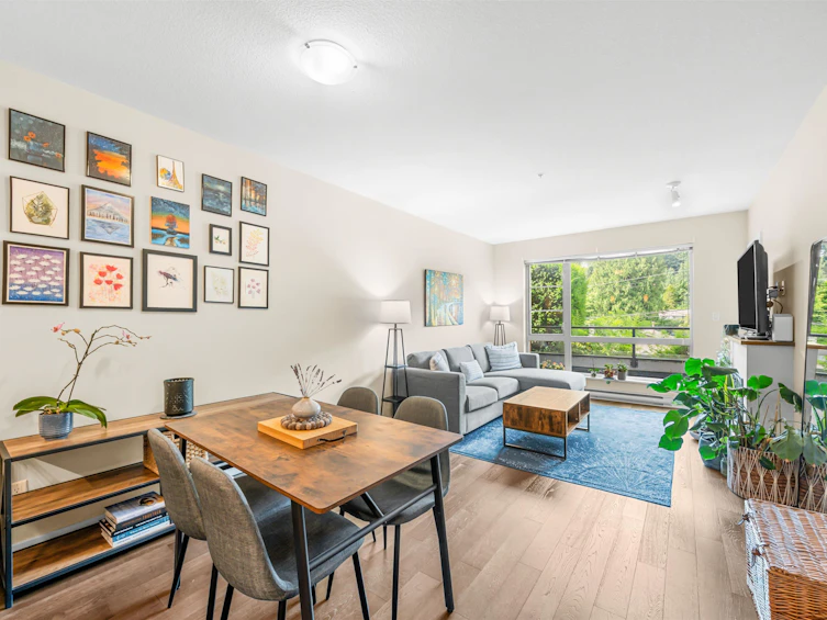 215-1330 Marine Drive, North Vancouver, BC, V7P 1T4 - 3