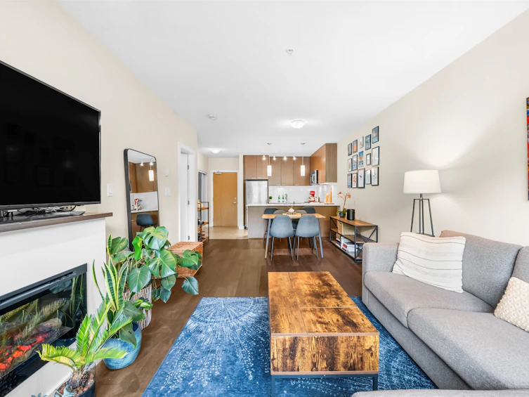 215-1330 Marine Drive, North Vancouver, BC, V7P 1T4 - 8