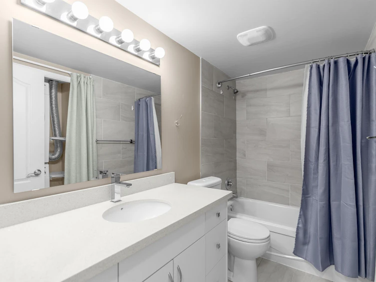 107-8651 Ackroyd Road, Richmond, BC, V6X 1B6 - 18