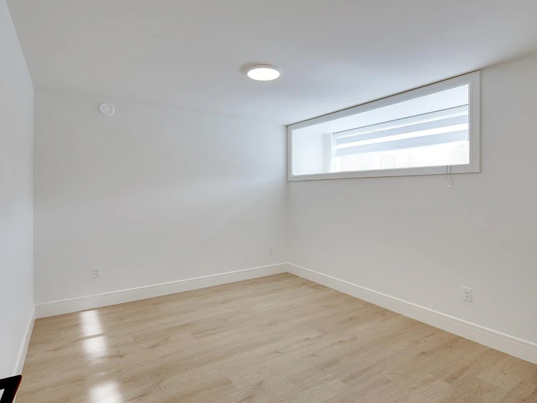 7815 18th Avenue, Burnaby, BC, V3N 1J5 - 29
