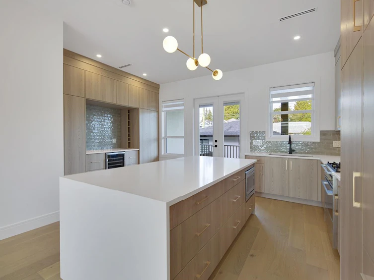 7815 18th Avenue, Burnaby, BC, V3N 1J5 - 11