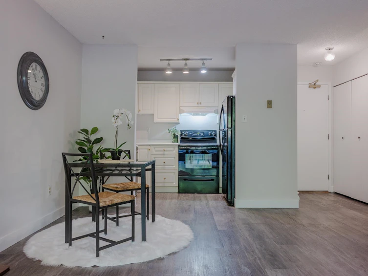 #213-215 Mowat Street, New Westminster, BC, V3M 4P1 - 7